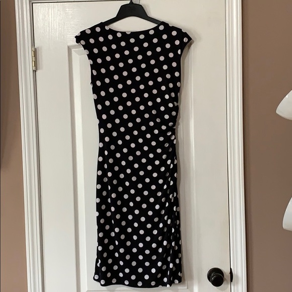 Dress - Picture 4 of 4